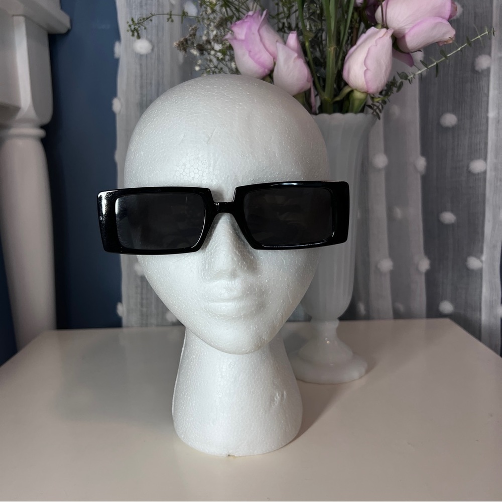 Rectangular Black Sunglasses - Picture 3 of 6